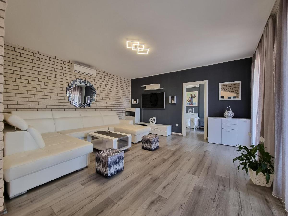 Villa Ilaria Bol Eksteriør billede